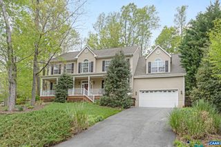 32 S BEARWOOD DR, Palmyra, VA 22963