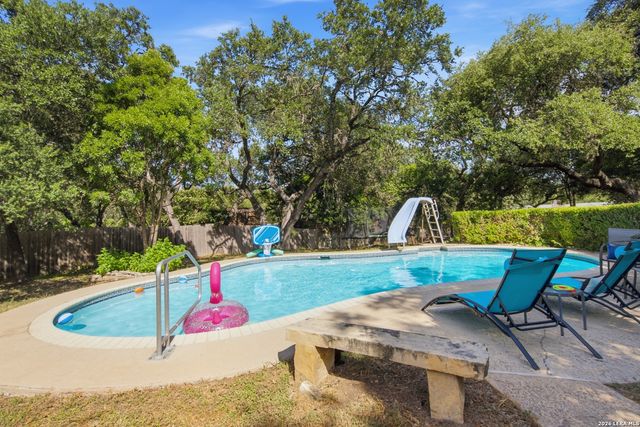 1112 FAWN DR, Schertz, TX 78154