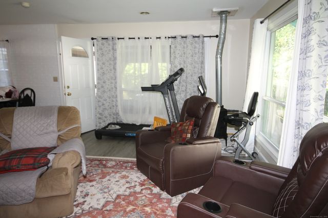 52 Gail Drive, Waterbury, CT 06704