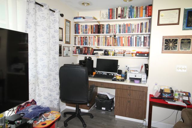 52 Gail Drive, Waterbury, CT 06704