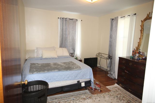 52 Gail Drive, Waterbury, CT 06704