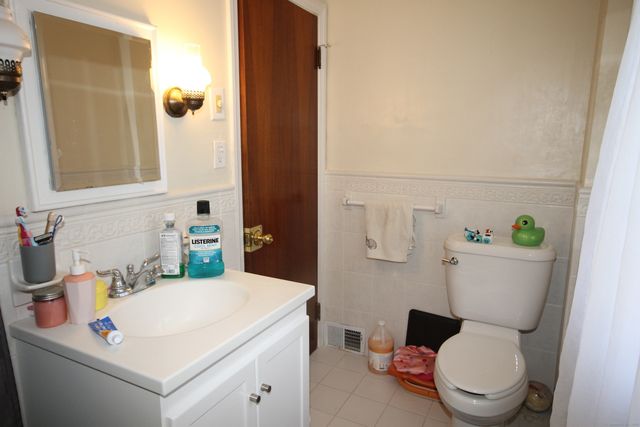 52 Gail Drive, Waterbury, CT 06704