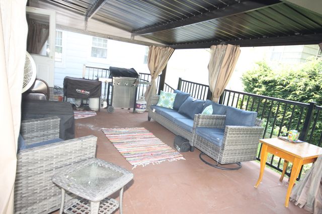 52 Gail Drive, Waterbury, CT 06704