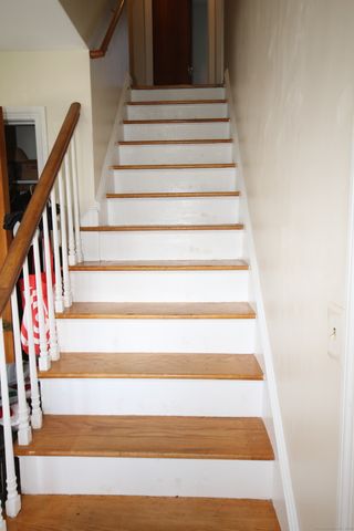 52 Gail Drive, Waterbury, CT 06704