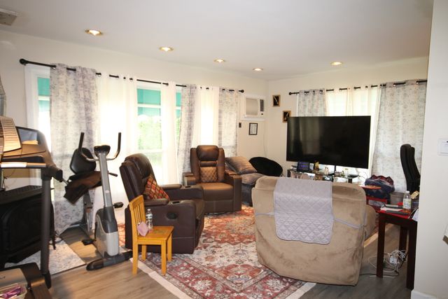 52 Gail Drive, Waterbury, CT 06704