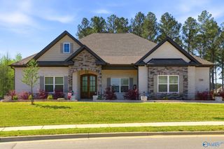 22440 Players Lane, Athens, AL 35613