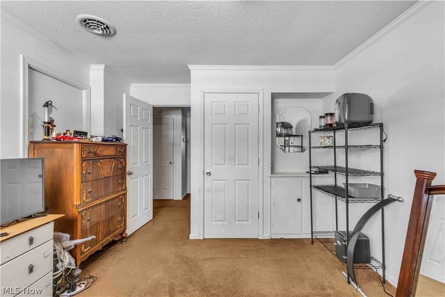 6624 Ronjoy Place, Youngstown, OH 44512