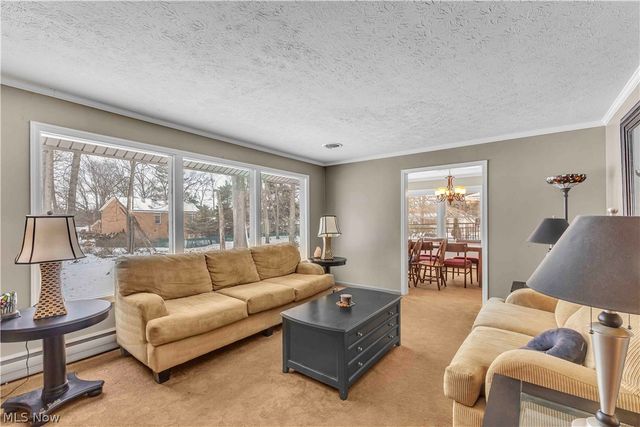 6624 Ronjoy Place, Youngstown, OH 44512