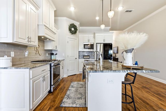 1108 Tahoe Drive, Maumelle, AR 72113