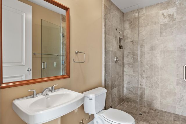 2211 E Camelback Road Unit 604, Phoenix, AZ 85016