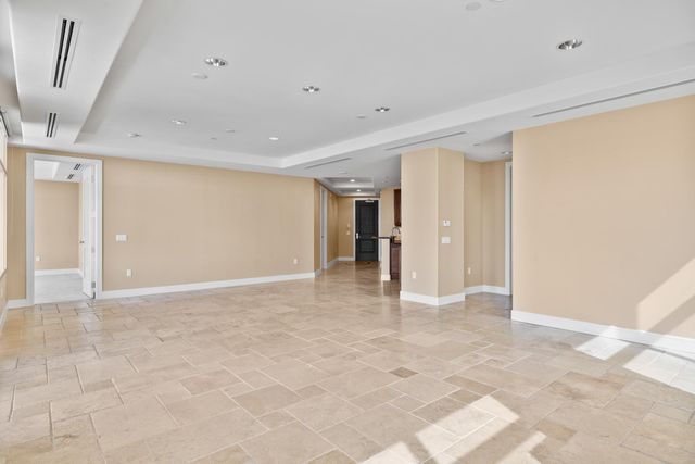 2211 E Camelback Road Unit 604, Phoenix, AZ 85016