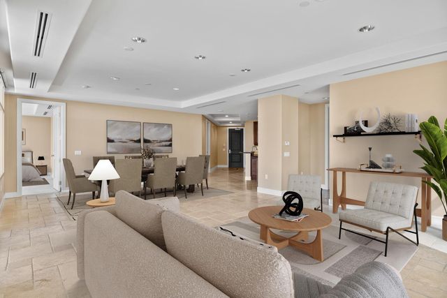 2211 E Camelback Road Unit 604, Phoenix, AZ 85016