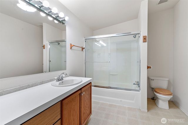 20212 Orting Kapowsin Highway E, Graham, WA 98338