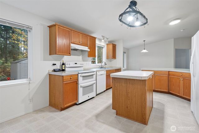 20212 Orting Kapowsin Highway E, Graham, WA 98338