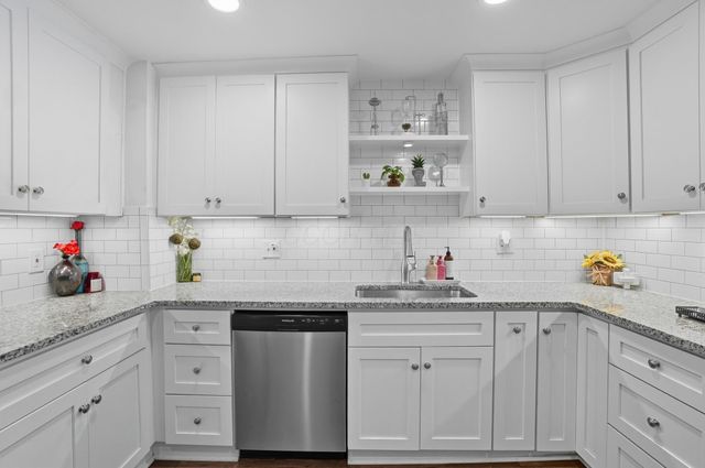 63 N West Street, Westerville, OH 43081