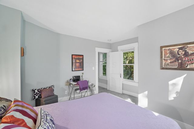 63 N West Street, Westerville, OH 43081