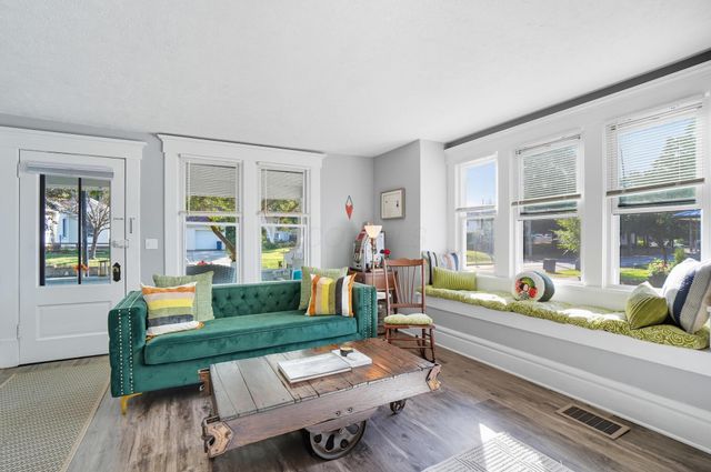 63 N West Street, Westerville, OH 43081