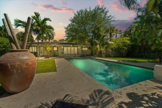 1635 Seabreeze Boulevard, Fort Lauderdale, FL 33316