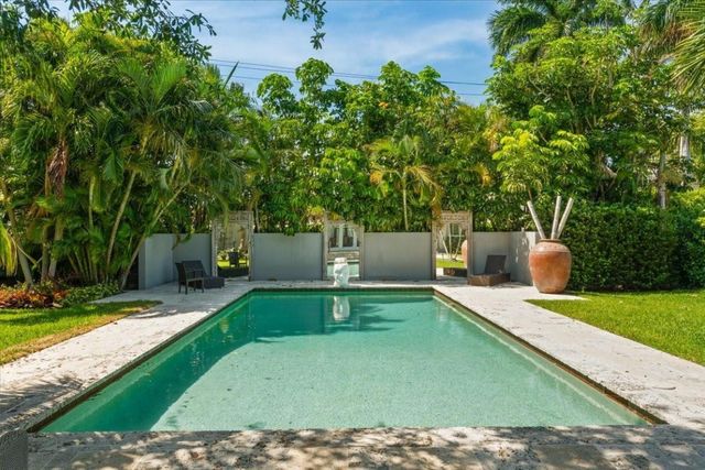 1635 Seabreeze Boulevard, Fort Lauderdale, FL 33316