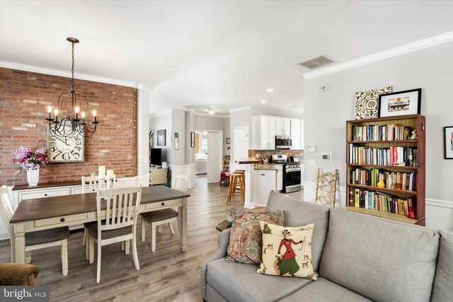 3 NIGHTINGALE DR, Hamilton, NJ 08690