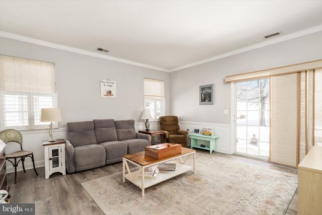 3 NIGHTINGALE DR, Hamilton, NJ 08690