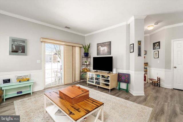 3 NIGHTINGALE DR, Hamilton, NJ 08690