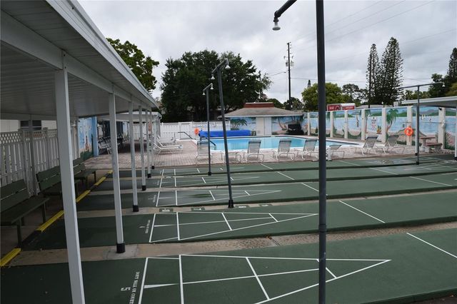 4357 TAHITIAN GARDENS CIRCLE E, Holiday, FL 34691