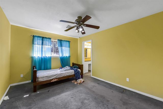 518 Whitecap Drive, El Lago, TX 77586