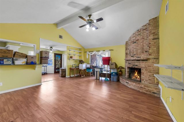 518 Whitecap Drive, El Lago, TX 77586