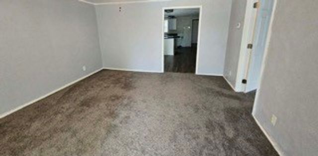 214 S Reynolds Avenue, Throckmorton, TX 76483