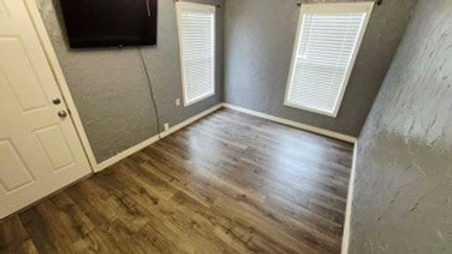 214 S Reynolds Avenue, Throckmorton, TX 76483