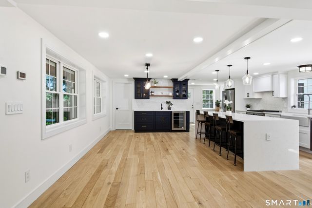 9 Bradley Lane, Newtown, CT 06482