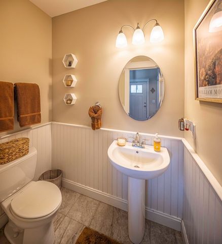89 Emerald Lane, Dover, NH 03820