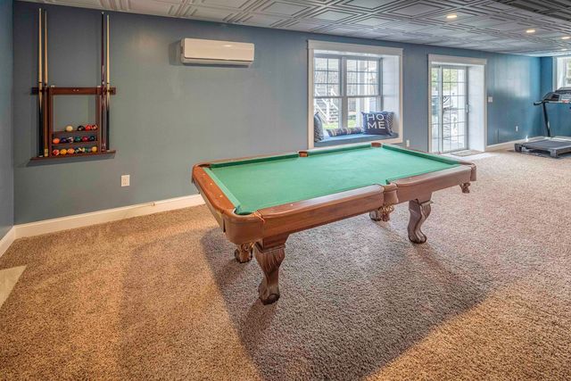 89 Emerald Lane, Dover, NH 03820