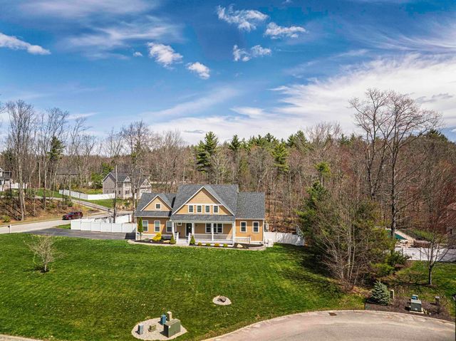 89 Emerald Lane, Dover, NH 03820