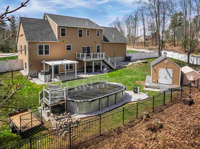 89 Emerald Lane, Dover, NH 03820