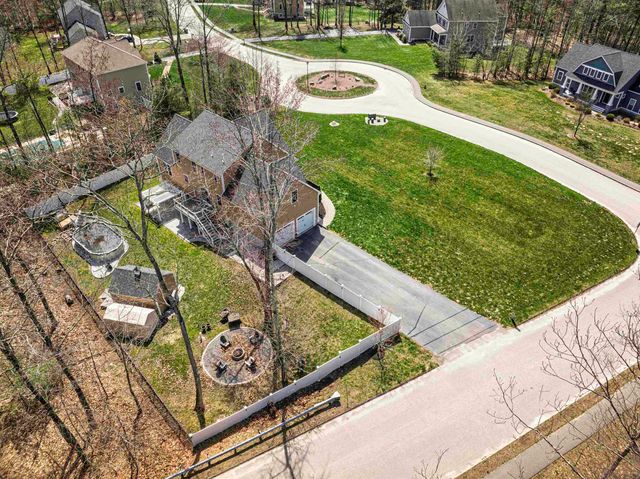 89 Emerald Lane, Dover, NH 03820