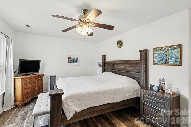 1636 Clooney Lane, Charlotte, NC 28262