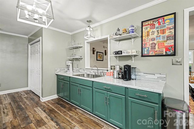 1636 Clooney Lane, Charlotte, NC 28262