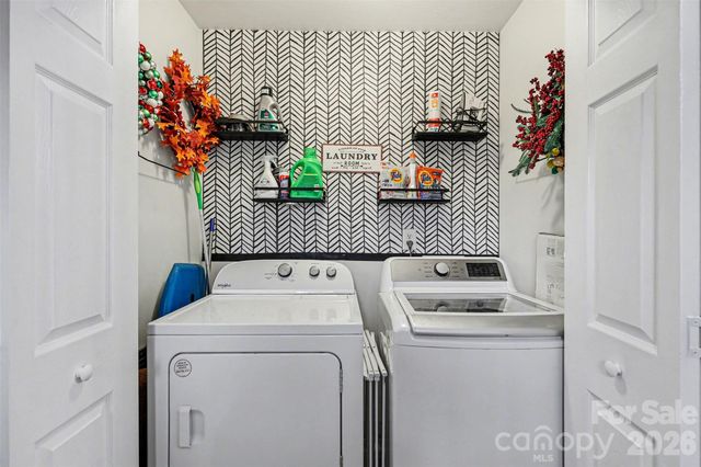 1636 Clooney Lane, Charlotte, NC 28262