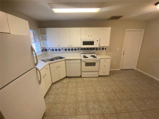 2630 ICABOD COURT, Leesburg, FL 34748