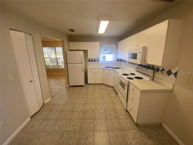 2630 ICABOD COURT, Leesburg, FL 34748