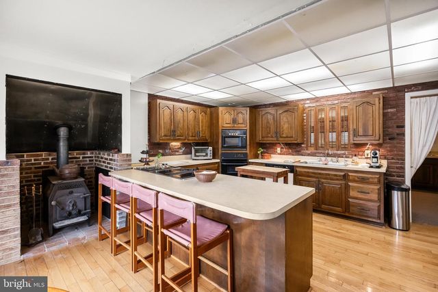 143 RIDGE RD, Southampton, NJ 08088