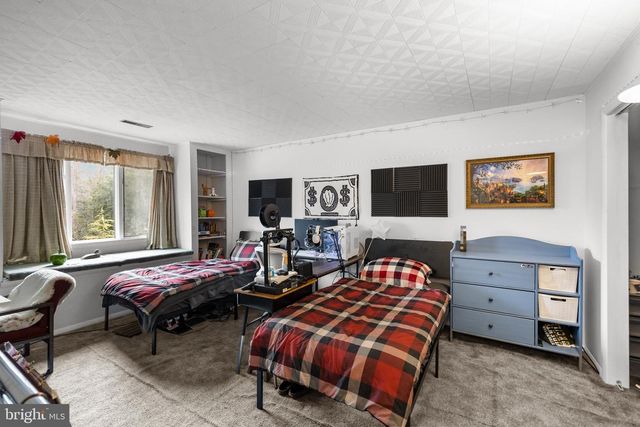 143 RIDGE RD, Southampton, NJ 08088