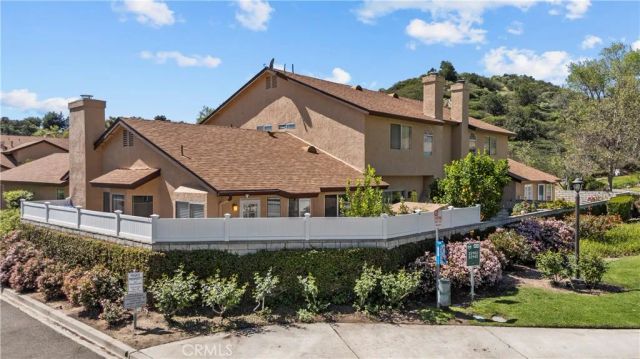 22942 Banyan, Saugus, CA 91390