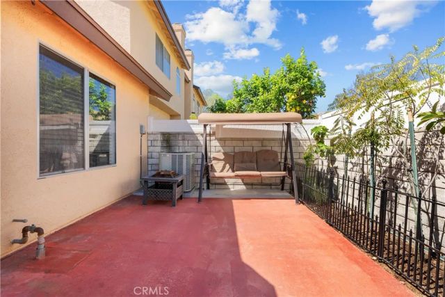 22942 Banyan, Saugus, CA 91390