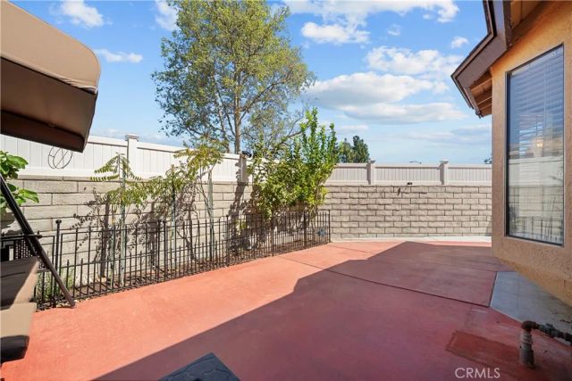 22942 Banyan, Saugus, CA 91390