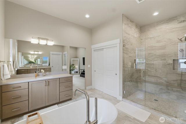 6105 132nd Street Ct NW, Gig Harbor, WA 98332
