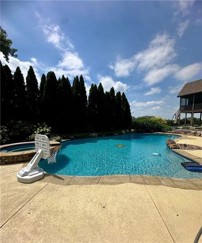 13820 Horton Drive, Overland Park, KS 66223