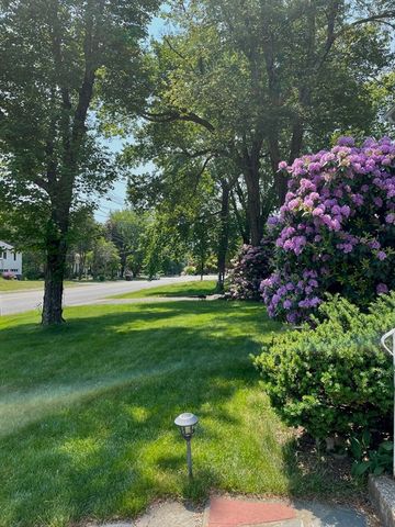 15 Woodmere, Framingham, MA 01701